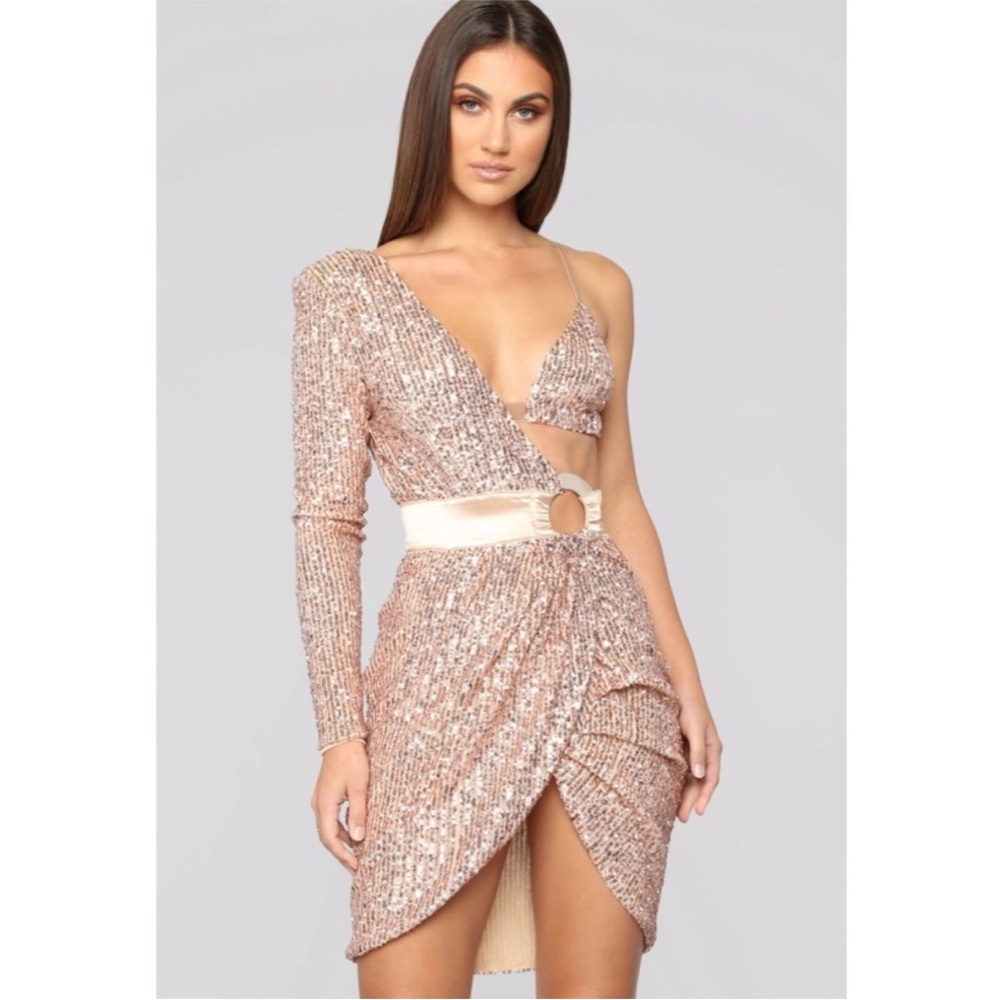 Fashion Nova Epic Nights Sequin Dress - Rosegold - size xs